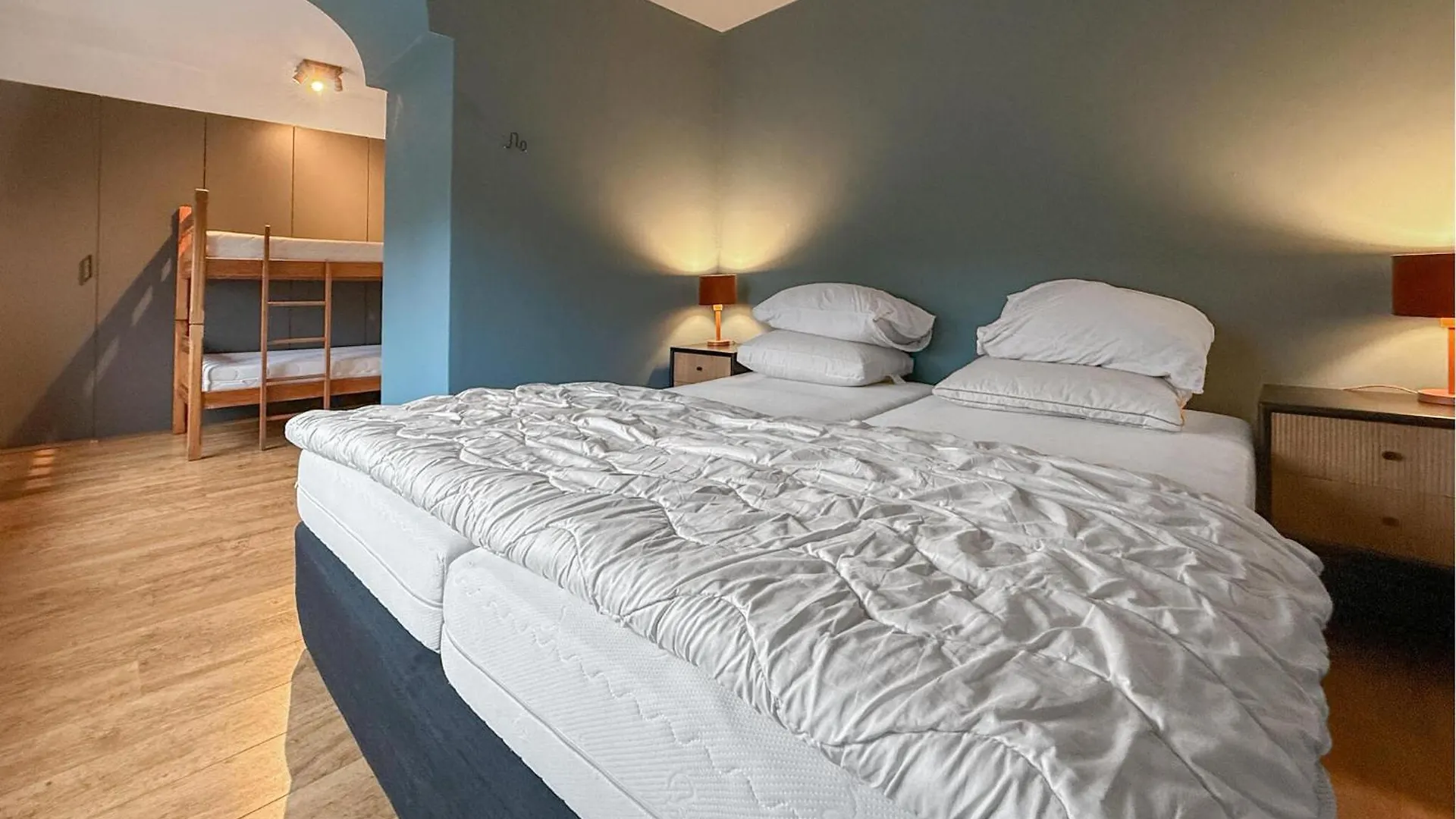 Beautiful Home In Son En Breugel With House A Panoramic View Holiday home