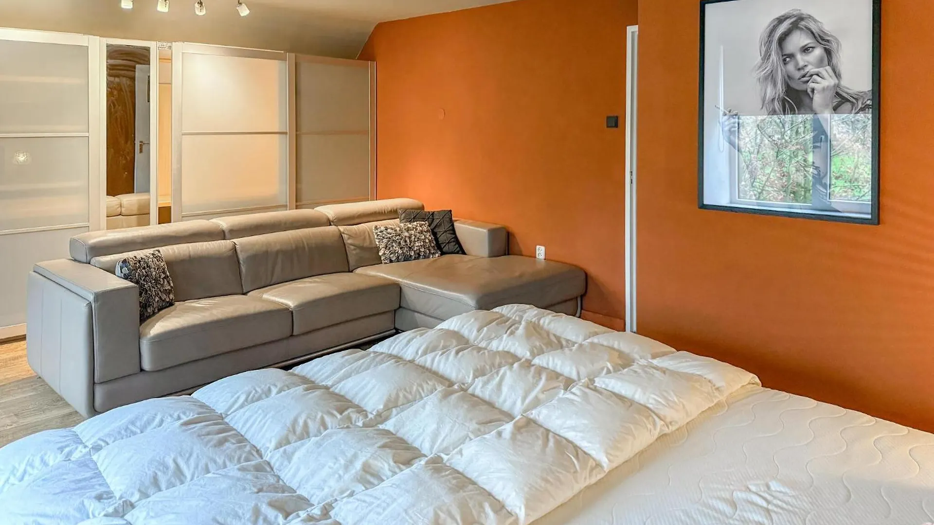 Beautiful Home In Son En Breugel With House A Panoramic View Holiday home